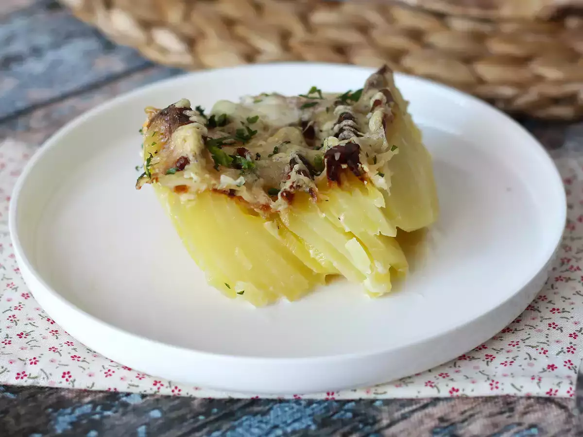Potato gratin in an air fryer - photo 3