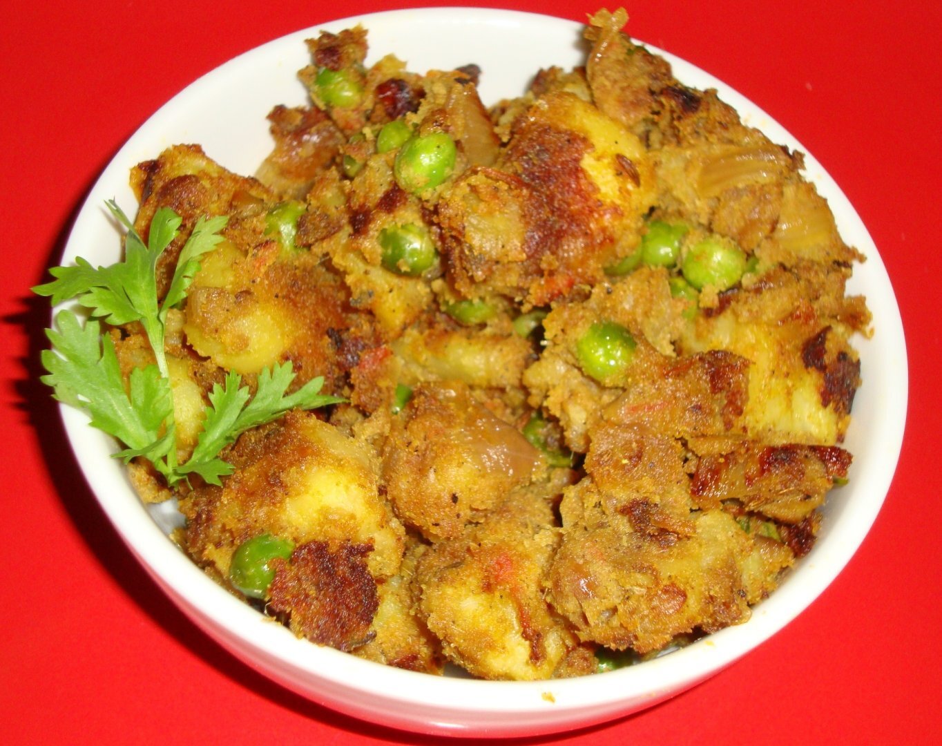 Potato peas masala / urilai kizhangu pattani masala, Recipe Petitchef