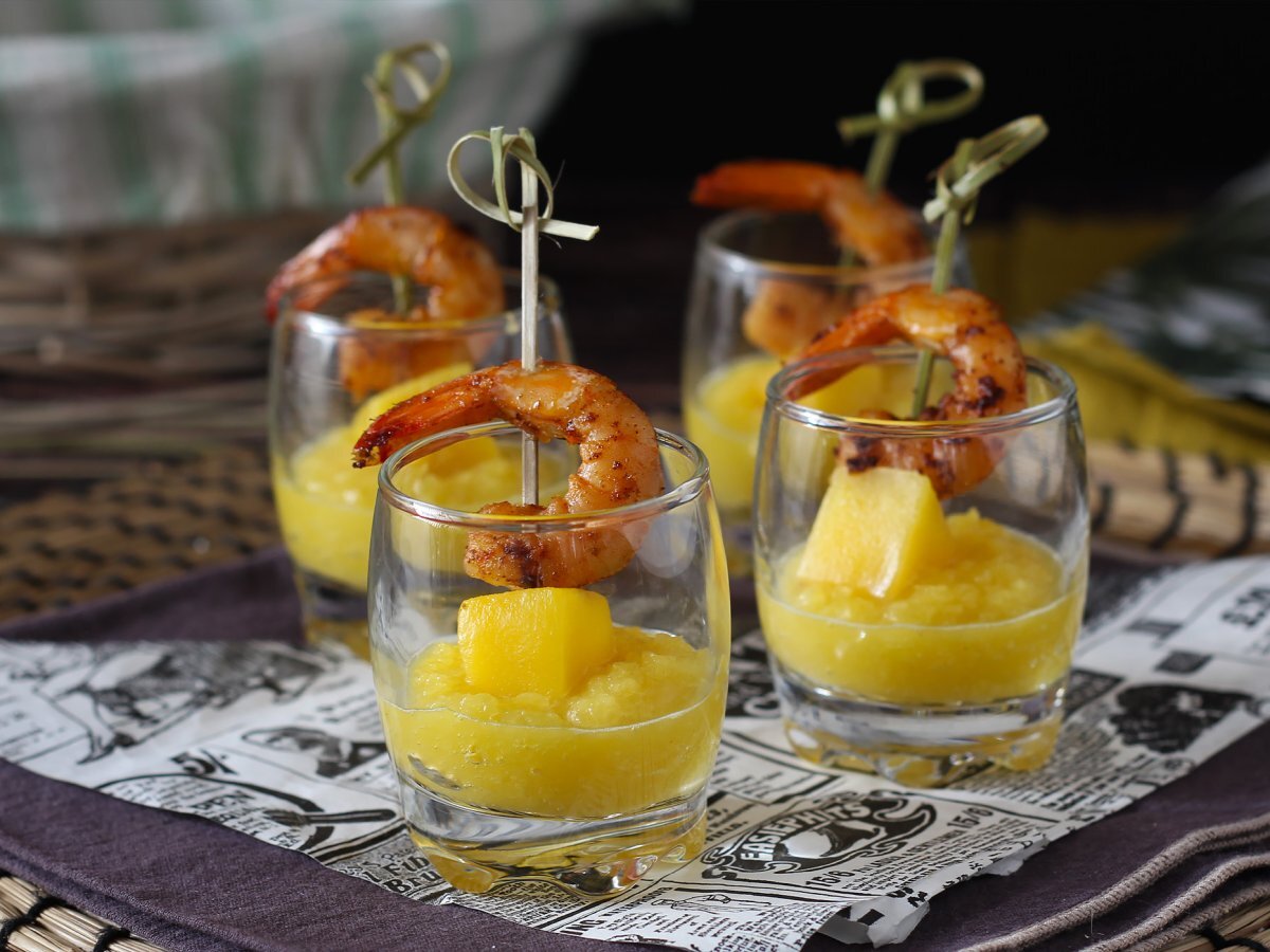 Prawn and mango verrines