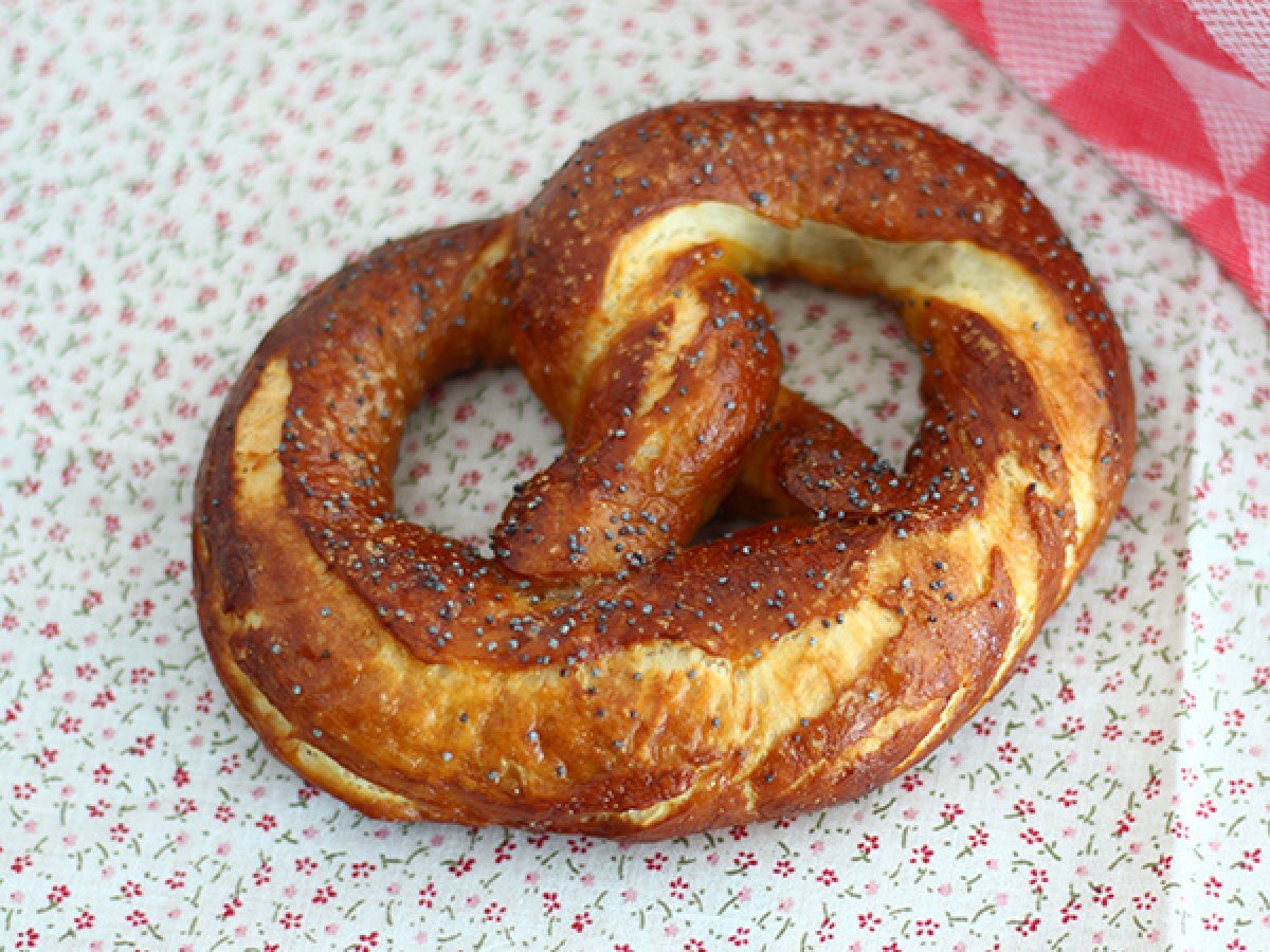 Pretzels - Video recipe! - photo 2