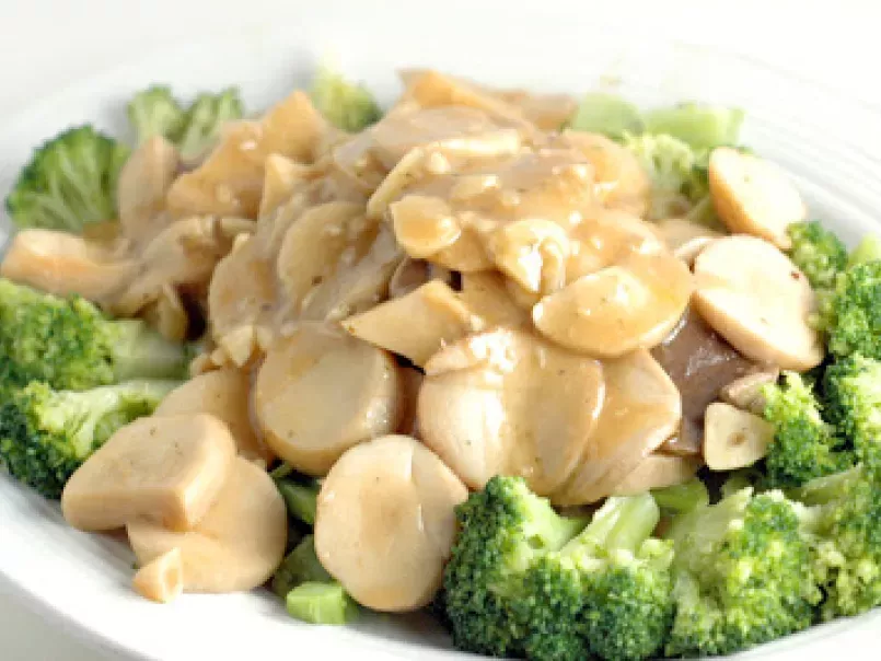 Prince Oyster Mushrooms and Broccoli, photo 2