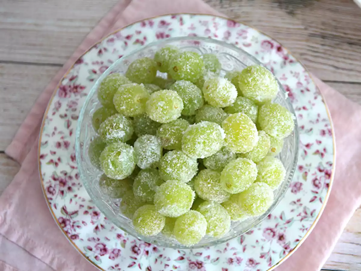 Prosecco grapes - photo 2