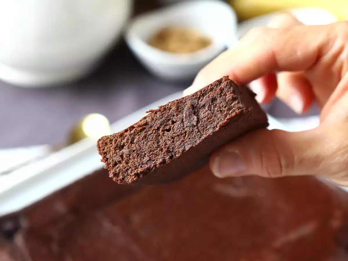 Protein brownies with chocolate and red kidney beans - photo 3
