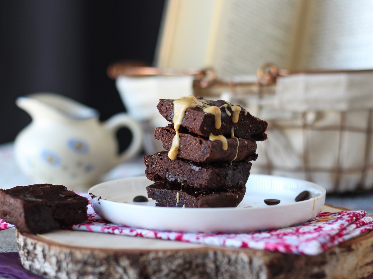 Protein brownies with whey, naturally gluten-free - photo 3