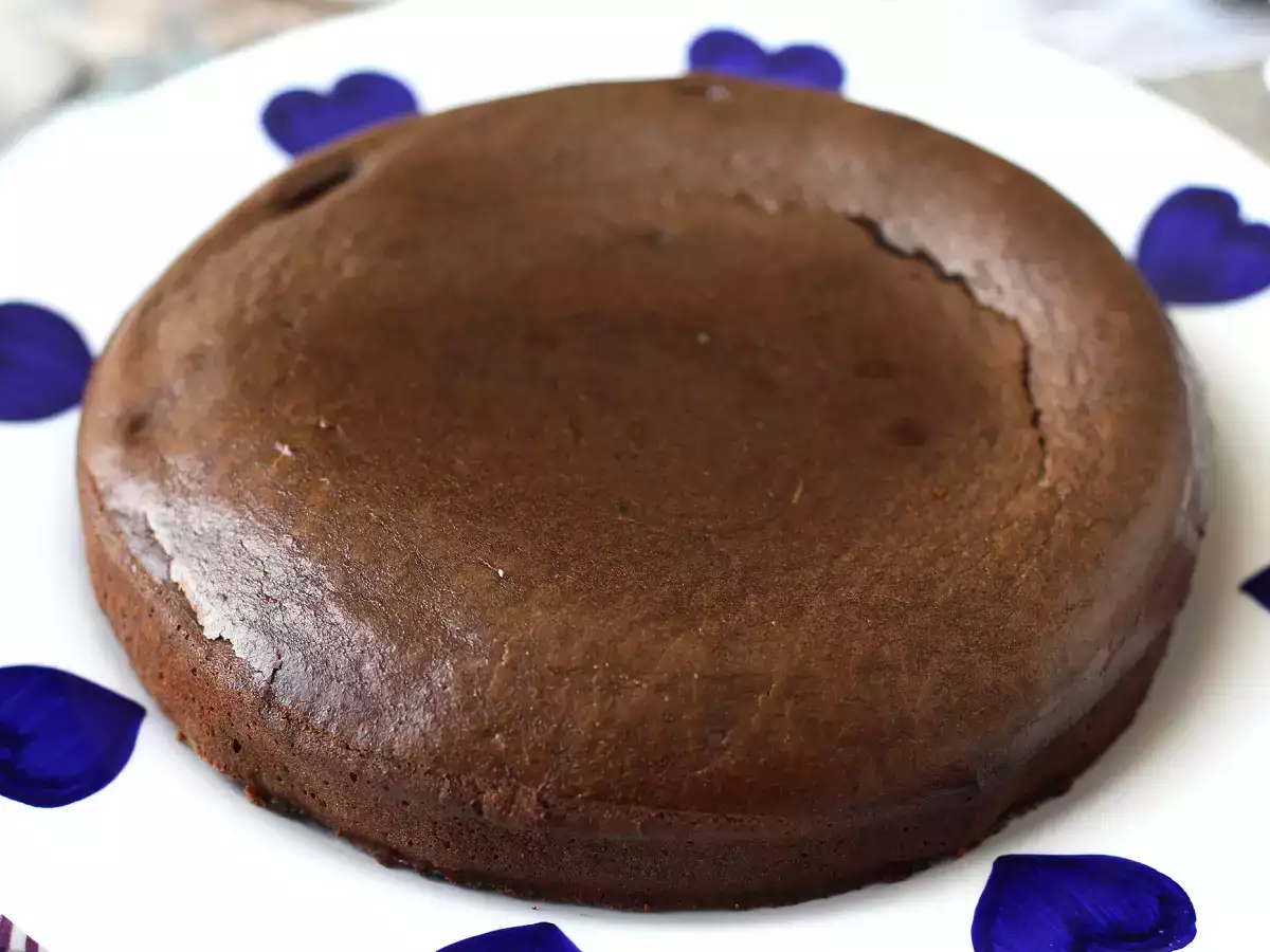 Protein-packed chocolate fudgy cake: an easy-to-make whey protein recipe - photo 6