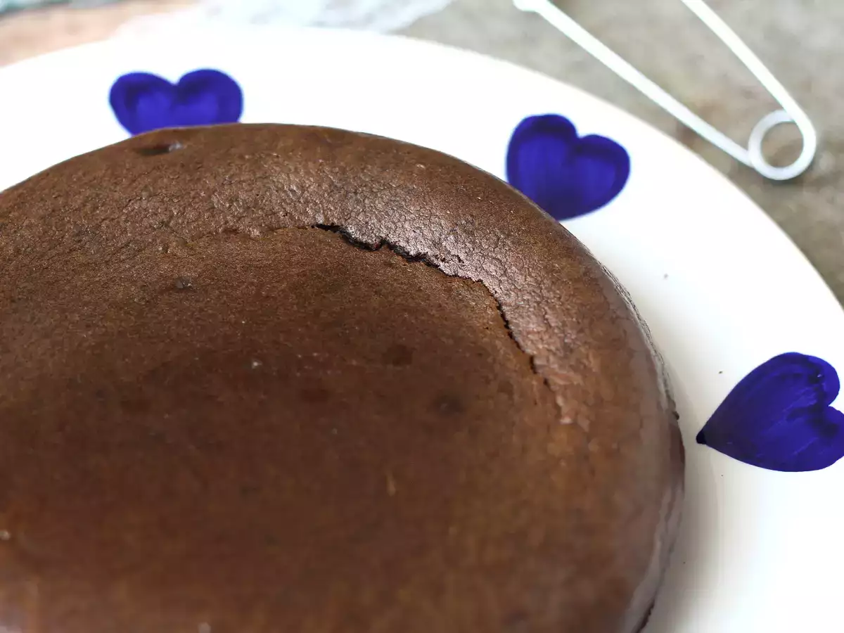Protein-packed chocolate fudgy cake: an easy-to-make whey protein recipe - photo 8