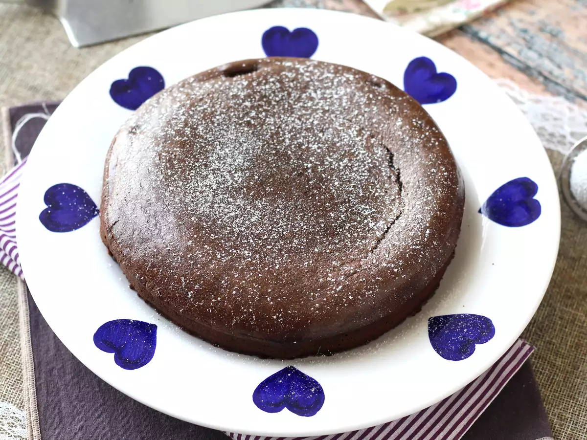 Protein-packed chocolate fudgy cake: an easy-to-make whey protein recipe - photo 9