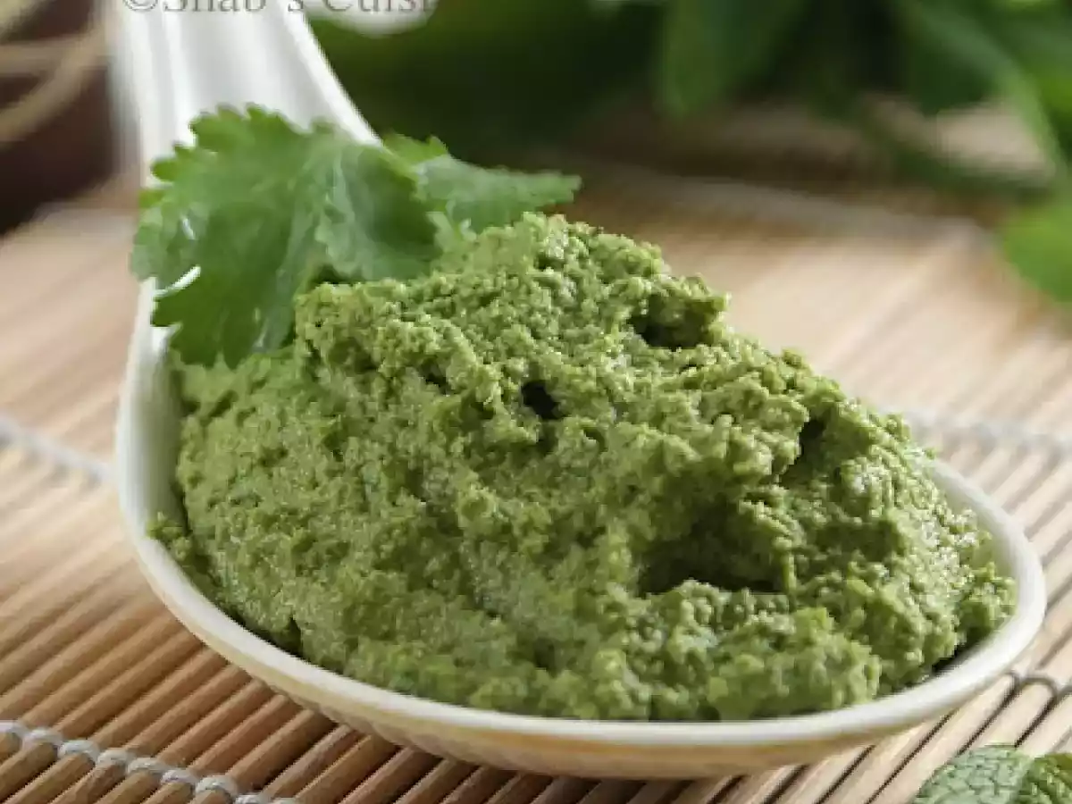 Pudina ki Chutney (Mint Chutney)