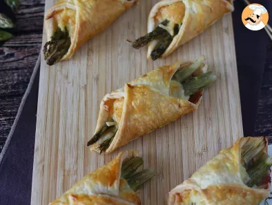 Puff pastry baskets with asparagus, ham and cheese, photo 4