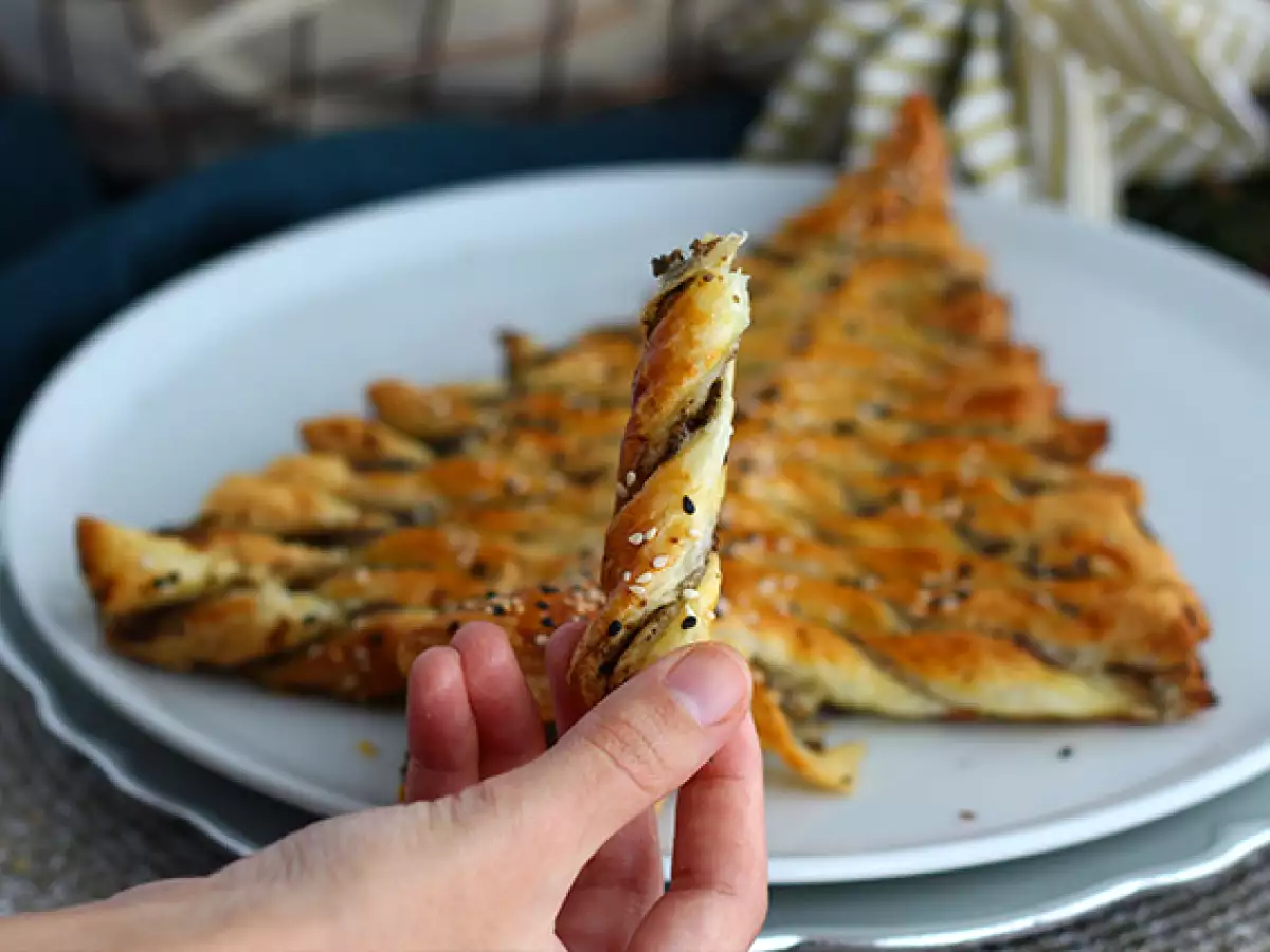 Puff Pastry Christmas Tree with Homemade Tapenade - photo 2