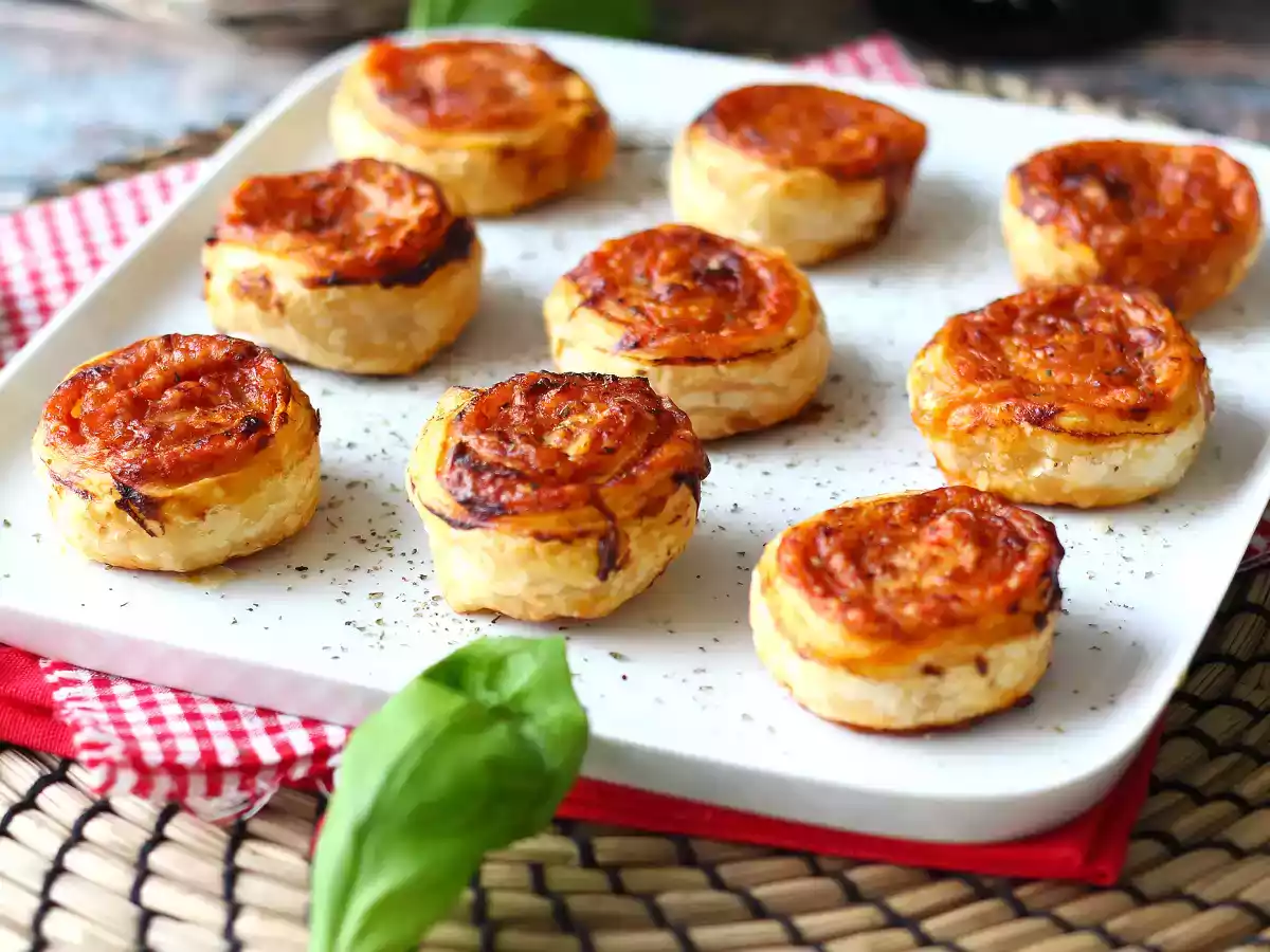Puff pastry rolls in air fryer: quick and easy recipe
