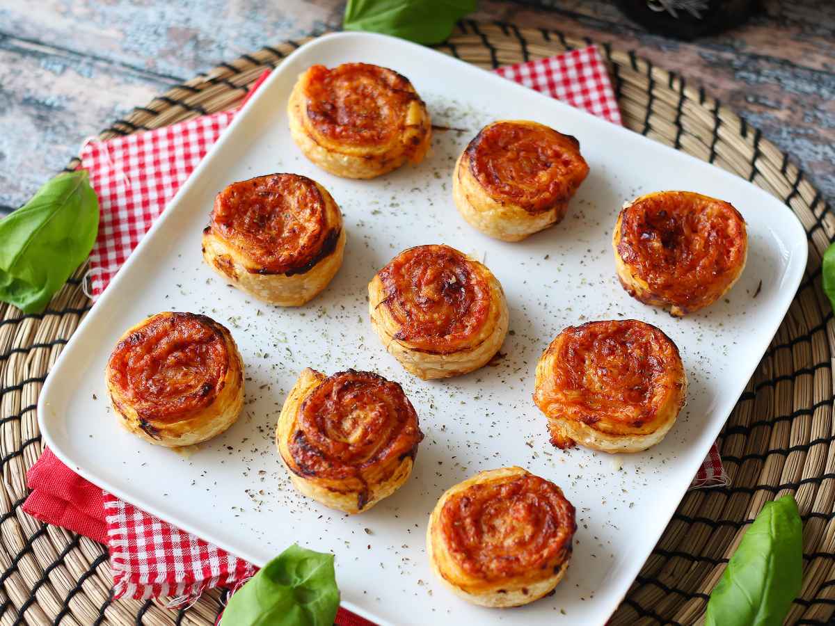 Puff pastry rolls in air fryer: quick and easy recipe - photo 4