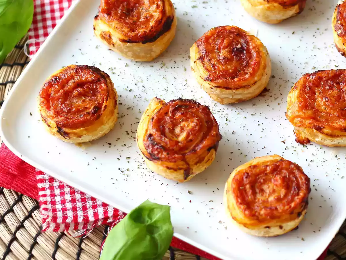 Puff pastry rolls in air fryer: quick and easy recipe - photo 5