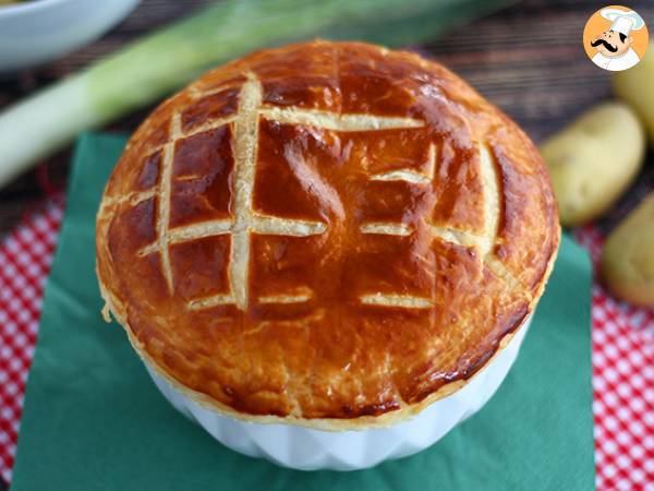 Puff pastry soup with leeks and potatoes - photo 2