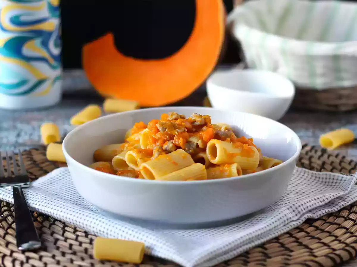Pumpkin and sausage meat pasta
