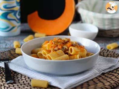 Pumpkin and sausage meat pasta