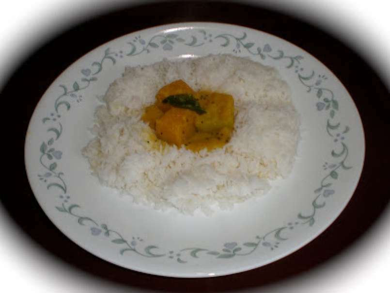 Pumpkin Curry with Coconut Paste ( Dudhiye Gashi in Konkani Cuisine ) - photo 2