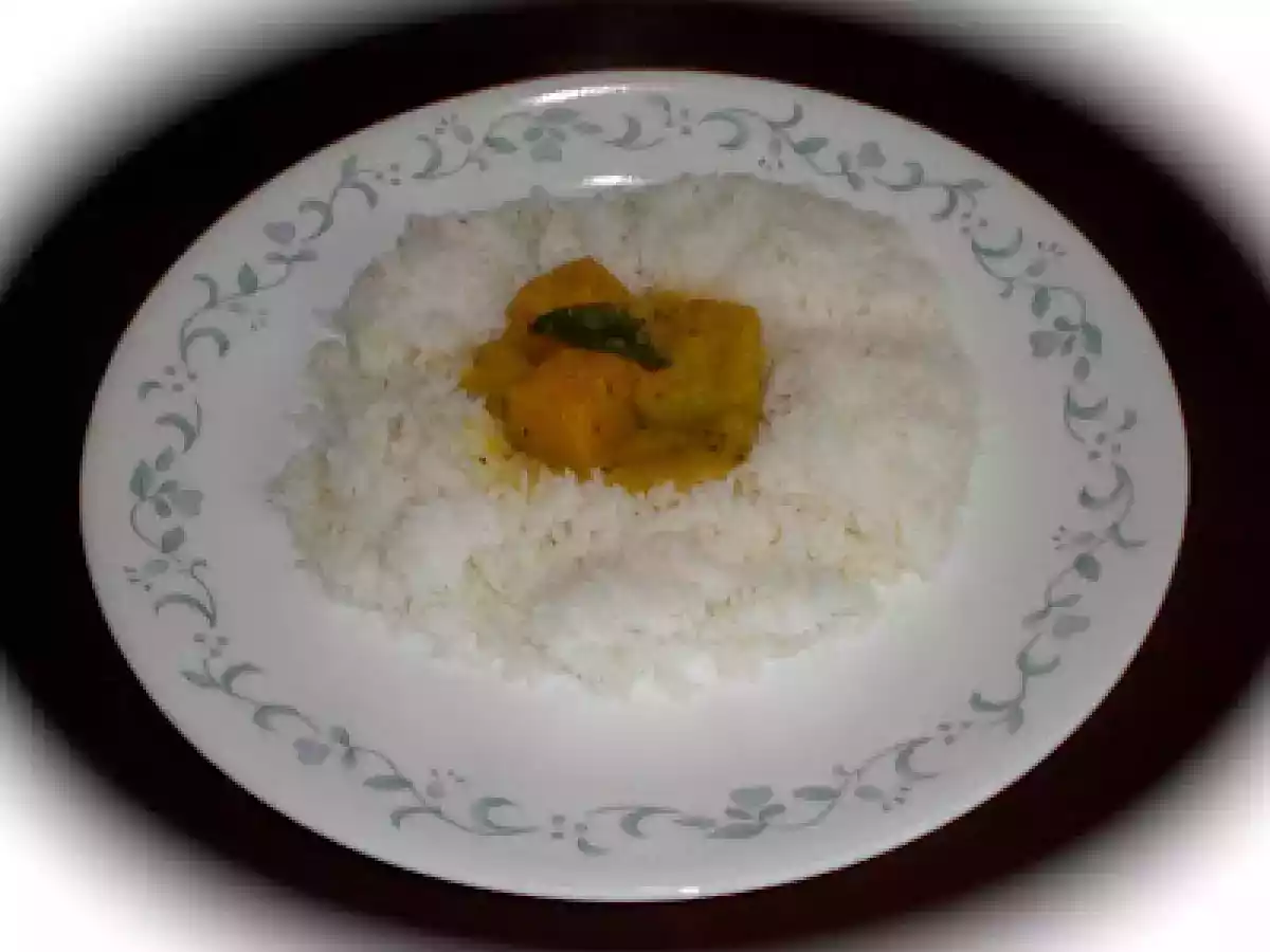 Pumpkin Curry with Coconut Paste ( Dudhiye Gashi in Konkani Cuisine ) - photo 2