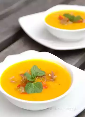 Pumpkin soup recipe with fresh passion fruit juice