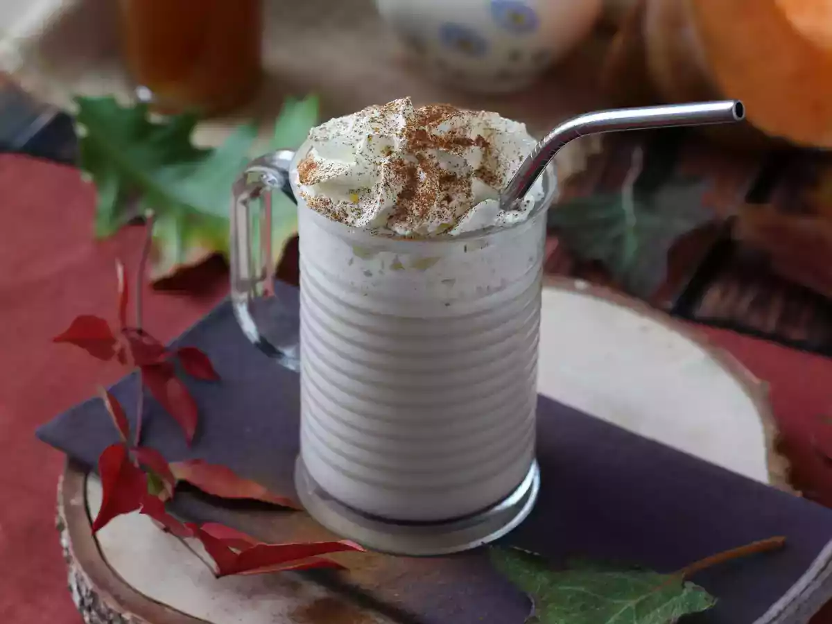 Pumpkin spice latte with homemade pumpkin spice syrup! - photo 4