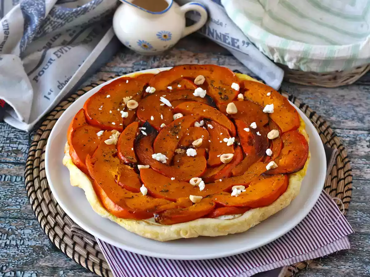 Pumpkin tatin with goat's cheese and honey - photo 2