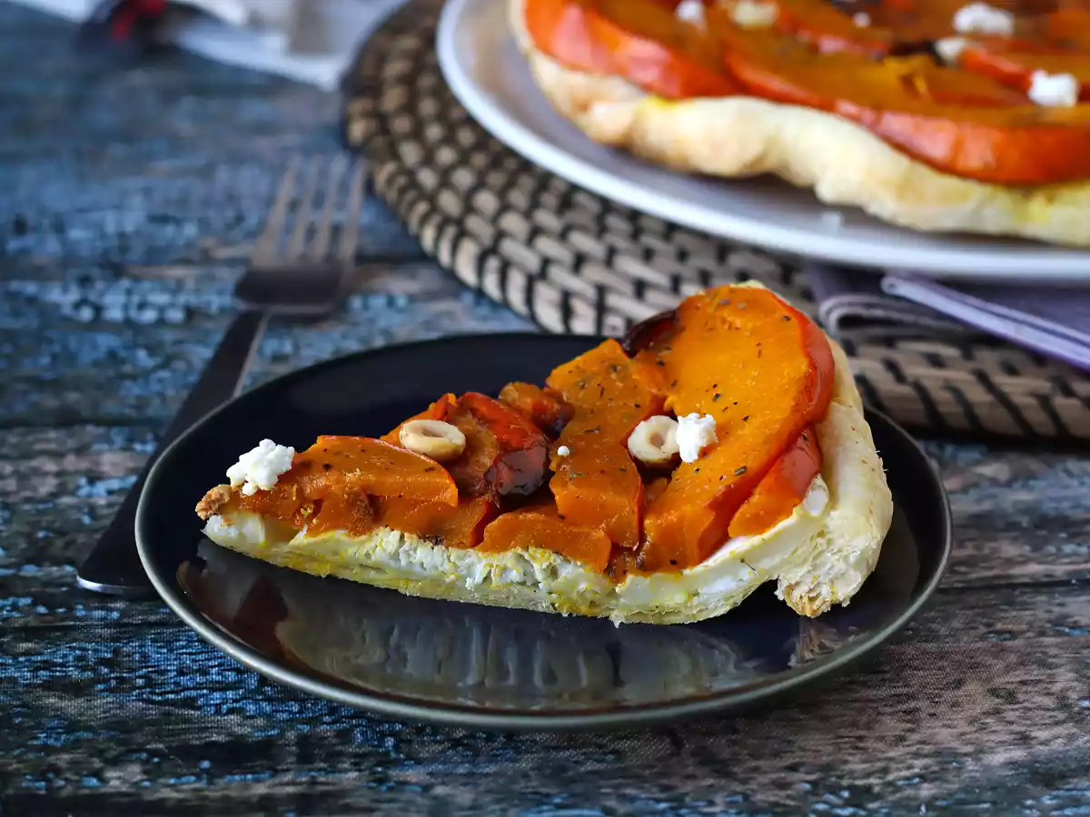 Pumpkin tatin with goat's cheese and honey - photo 3