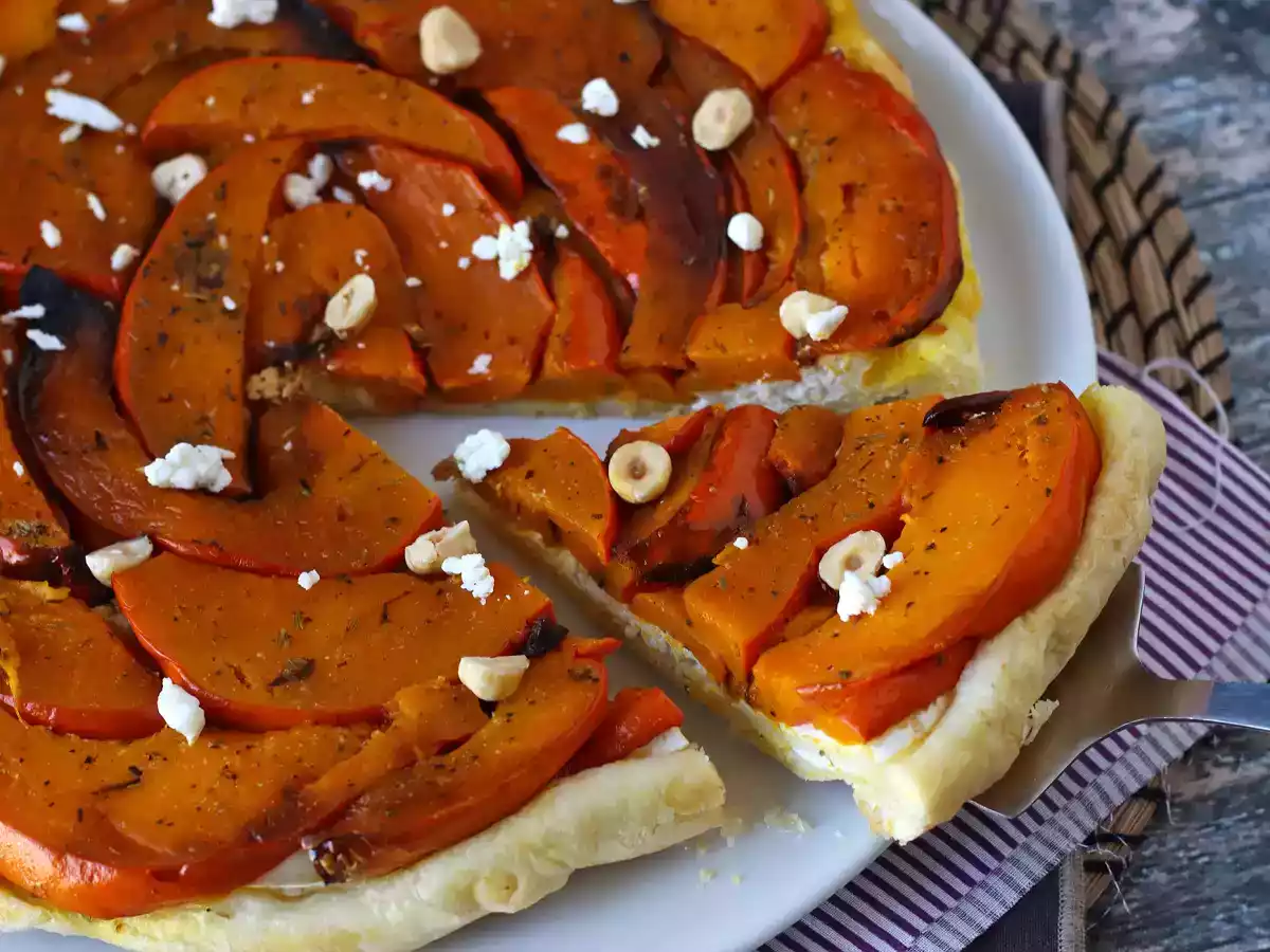 Pumpkin tatin with goat's cheese and honey - photo 4