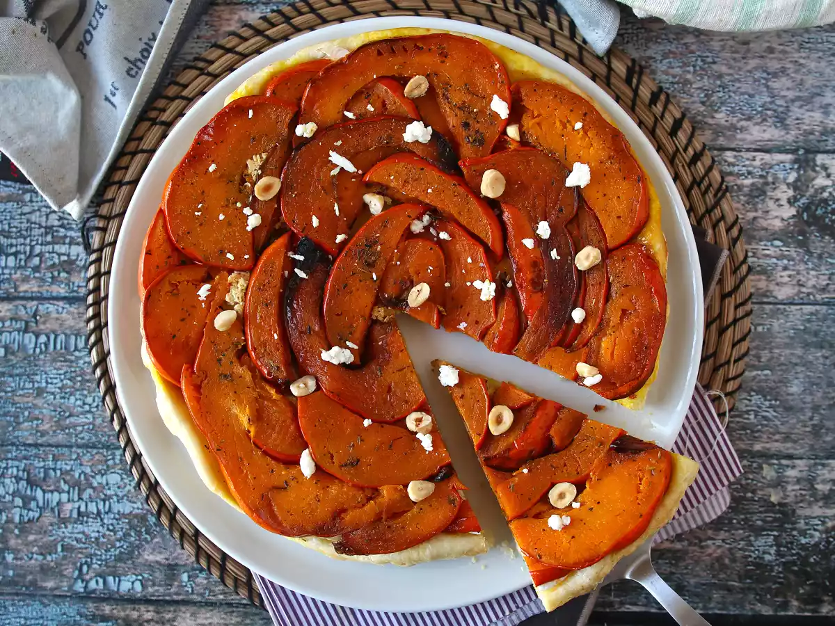 Pumpkin tatin with goat's cheese and honey - photo 6