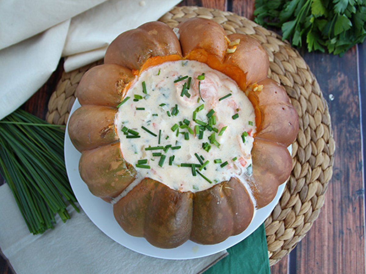 Pumpkin with shrimps - The Brazilian Camarão na moranga - photo 3