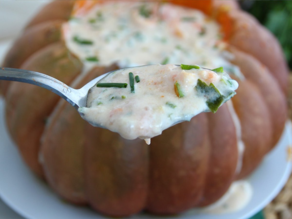 Pumpkin with shrimps - The Brazilian Camarão na moranga - photo 4