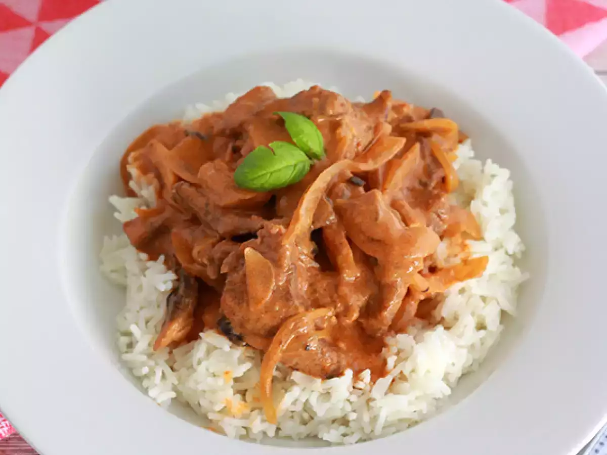Quick and Easy Beef Stroganoff - photo 2