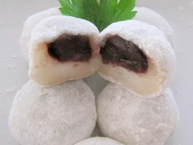 Quick and Easy Red Bean Mochi