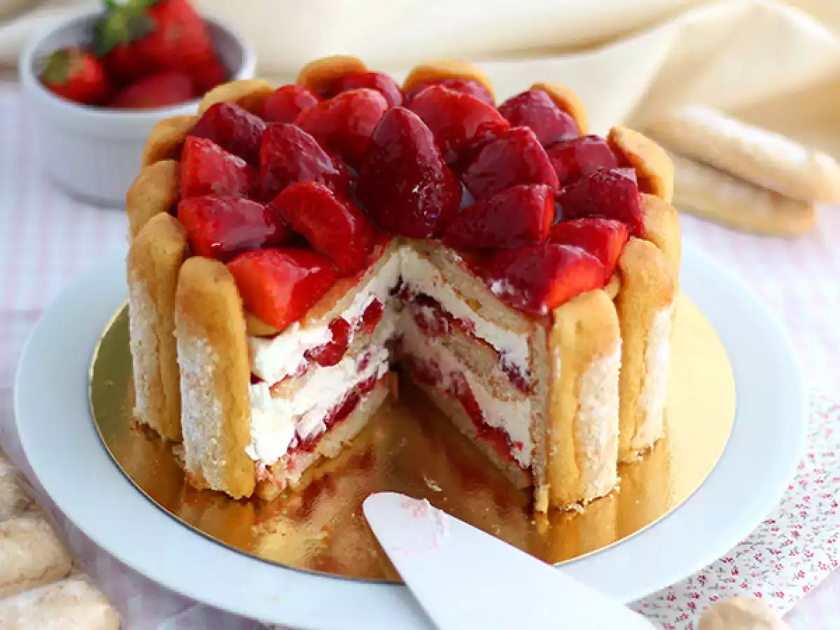 Quick and easy strawberry charlotte - photo 2