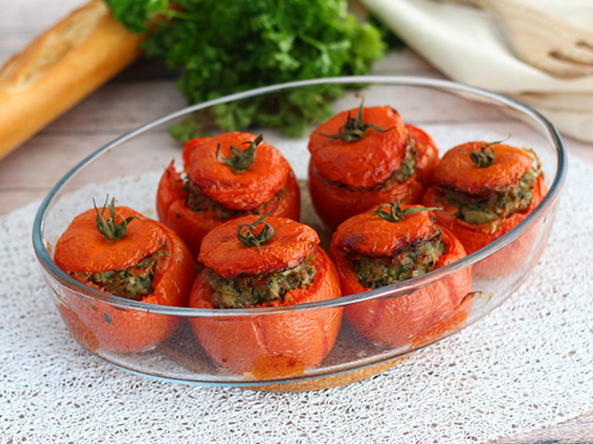 Quick and easy stuffed tomatoes