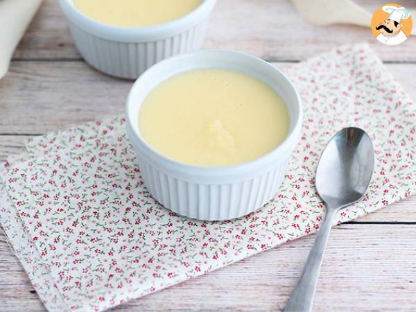 Quick and easy vanilla custard dessert