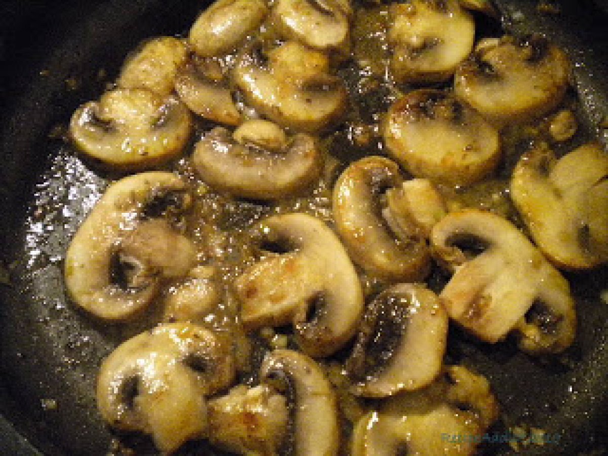 Quick and Tasty...Steak Tips with Peppered Mushroom Gravy - photo 3