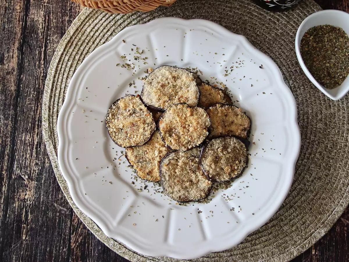 Quick baked eggplant, a tasty and light side dish - photo 2
