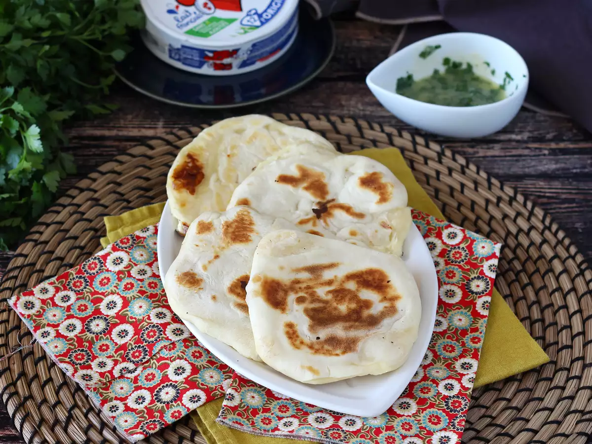 Quick Cheese Naans - photo 2