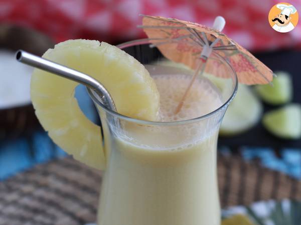 Quick non-alcoholic piña colada - photo 2