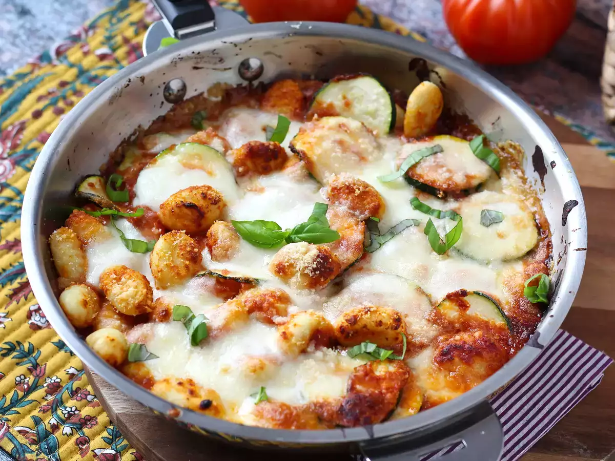 Quick recipe for zucchini and mozzarella gnocchi gratin - photo 2