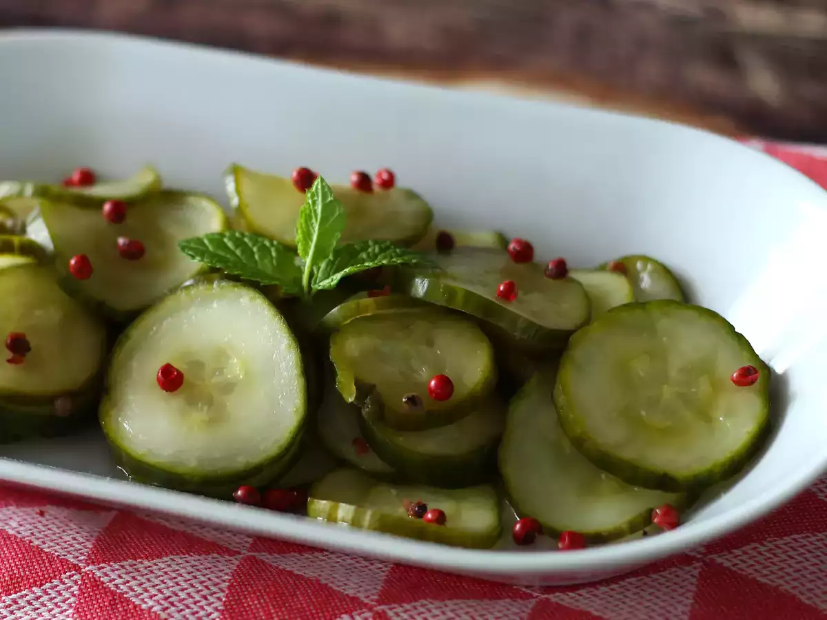 Quick sweet-and-sour cucumber salad - photo 5