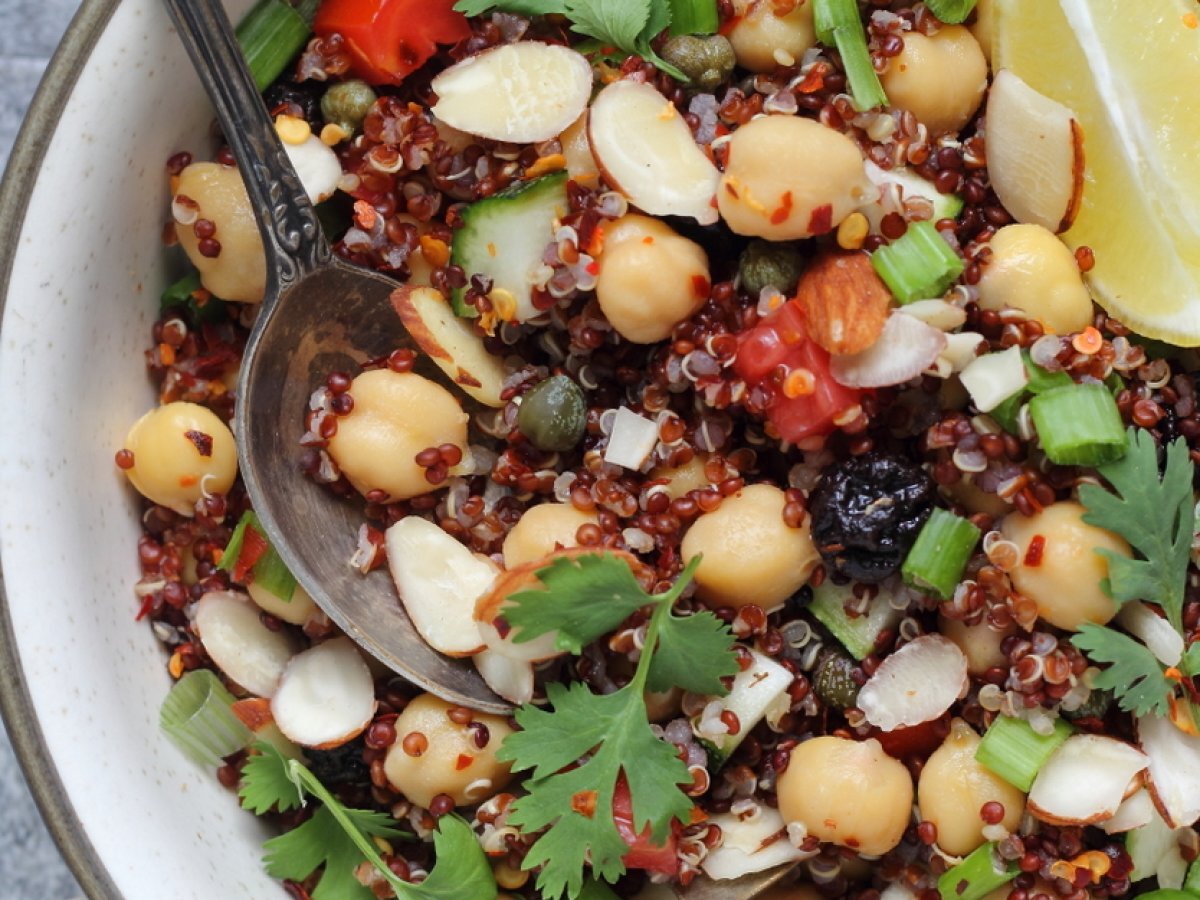 QUINOA CHICKPEA SALAD - photo 2