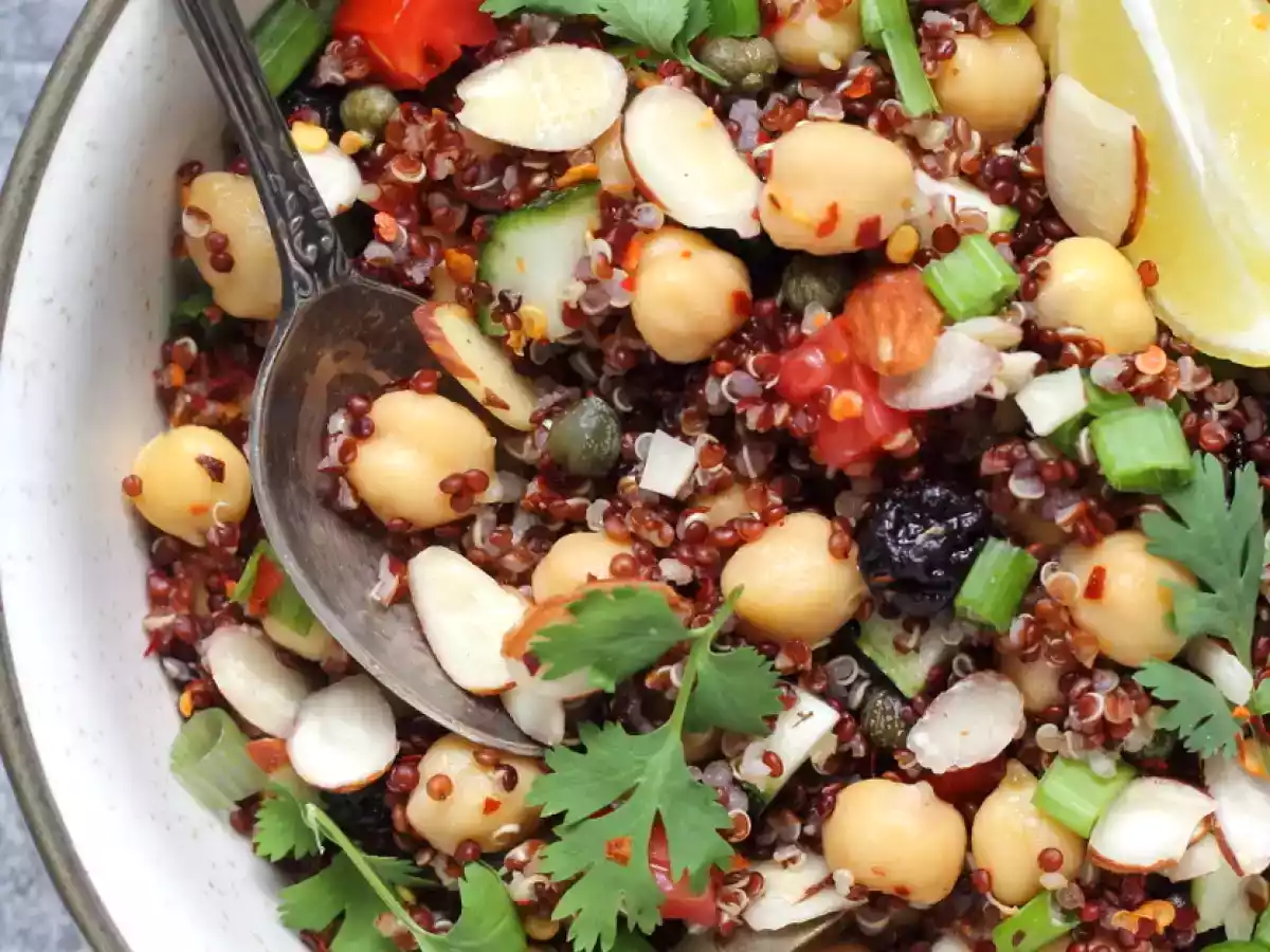 QUINOA CHICKPEA SALAD - photo 2