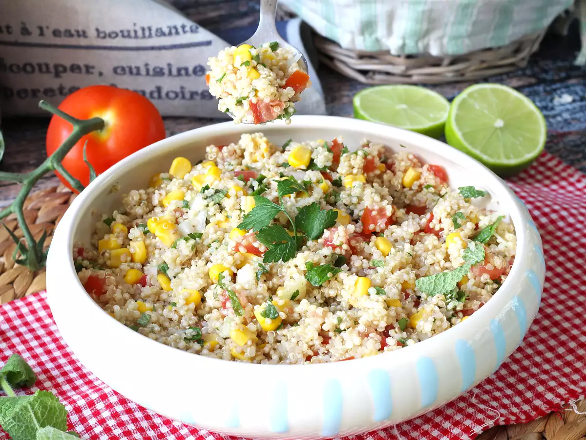 Quinoa salad with a tabbouleh flavor: Refreshing and even healthier - photo 2
