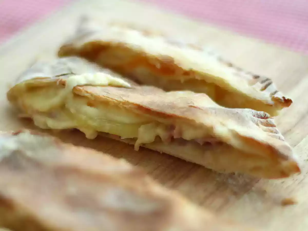 Raclette calzone - savoyard style - photo 3