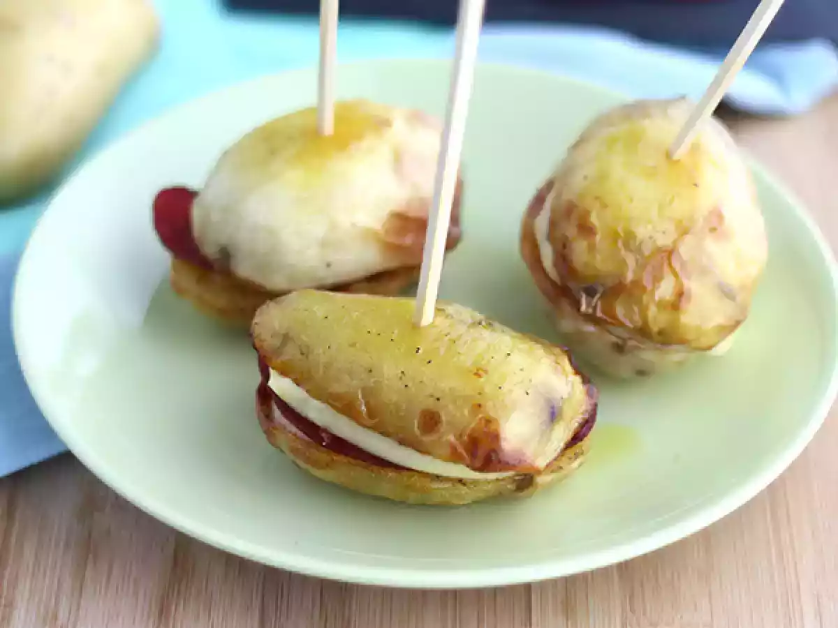 Raclette potato sandwich