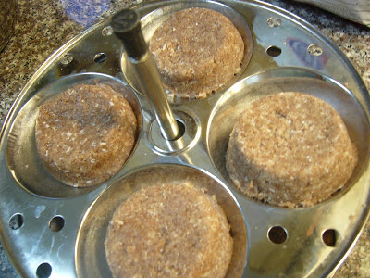 Ragi Puttu / Finger Millet Cakes - photo 3