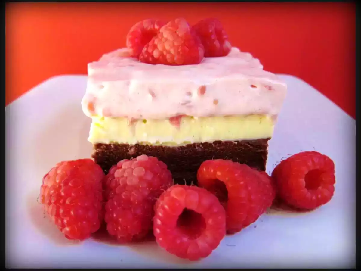 Raspberry cheesecake brownie: the heavenly delights of fat on fat on fat.
