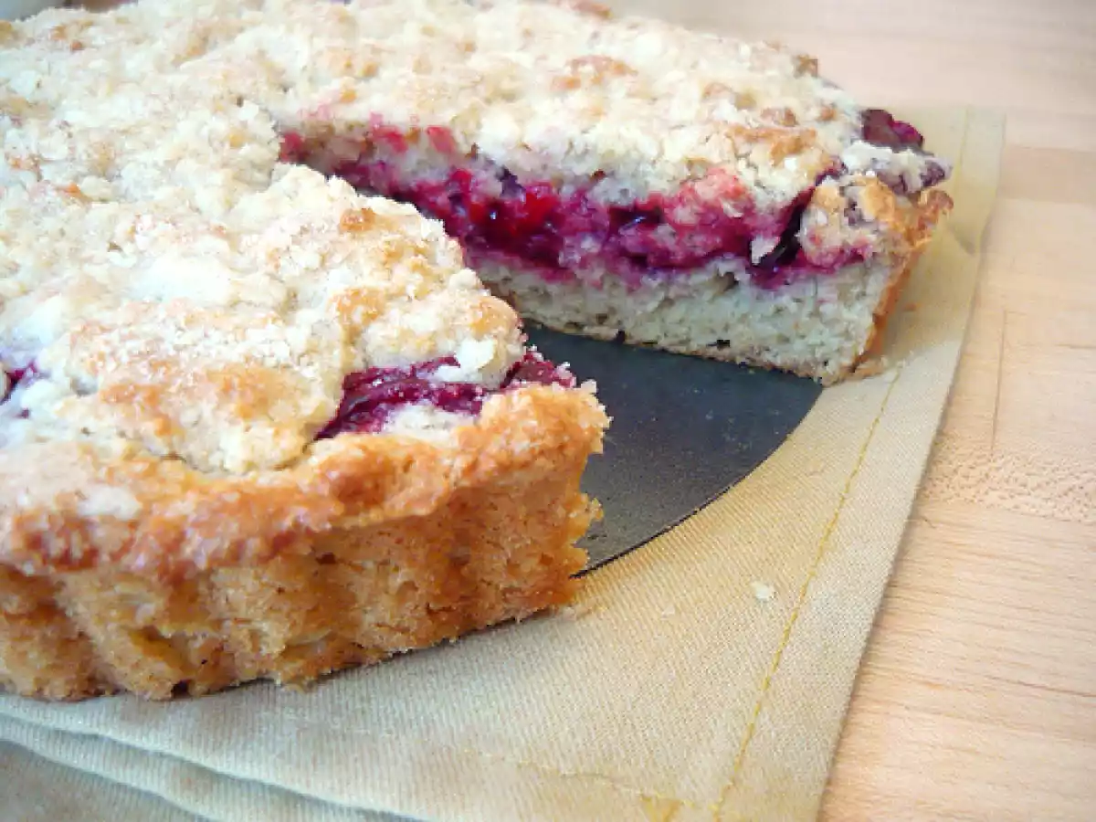 Raspberry-Swirl Tea Cake