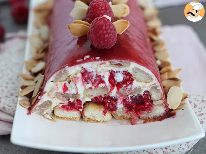 Raspberry tiramisu cake log - photo 3